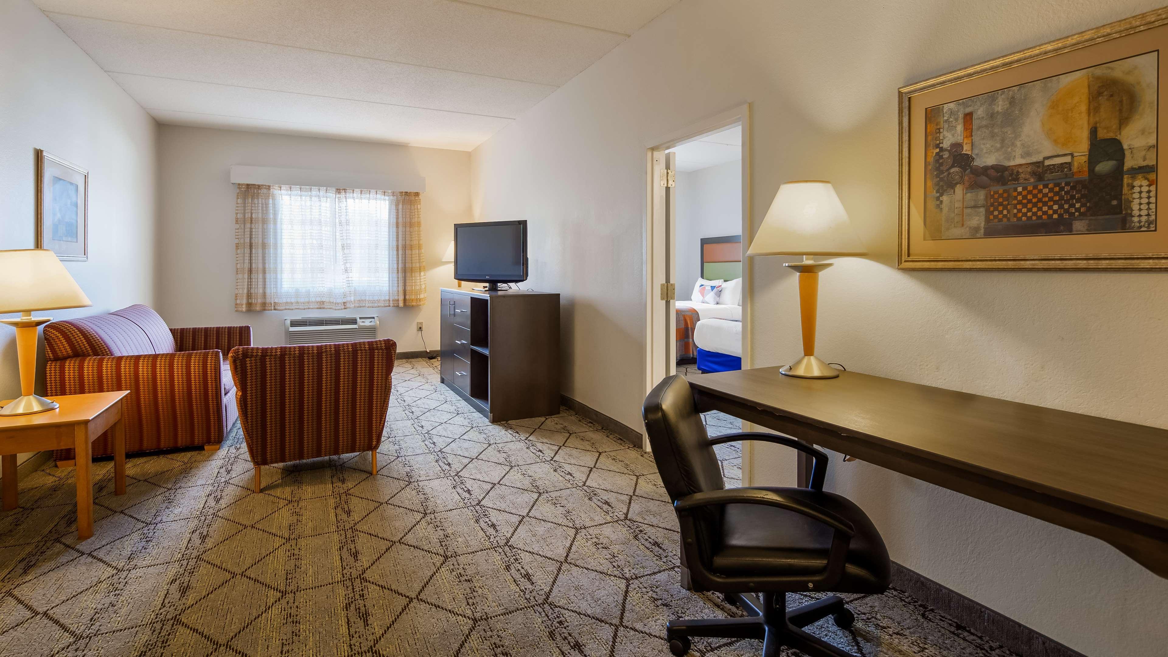 Best Western Plus Newport News Esterno foto