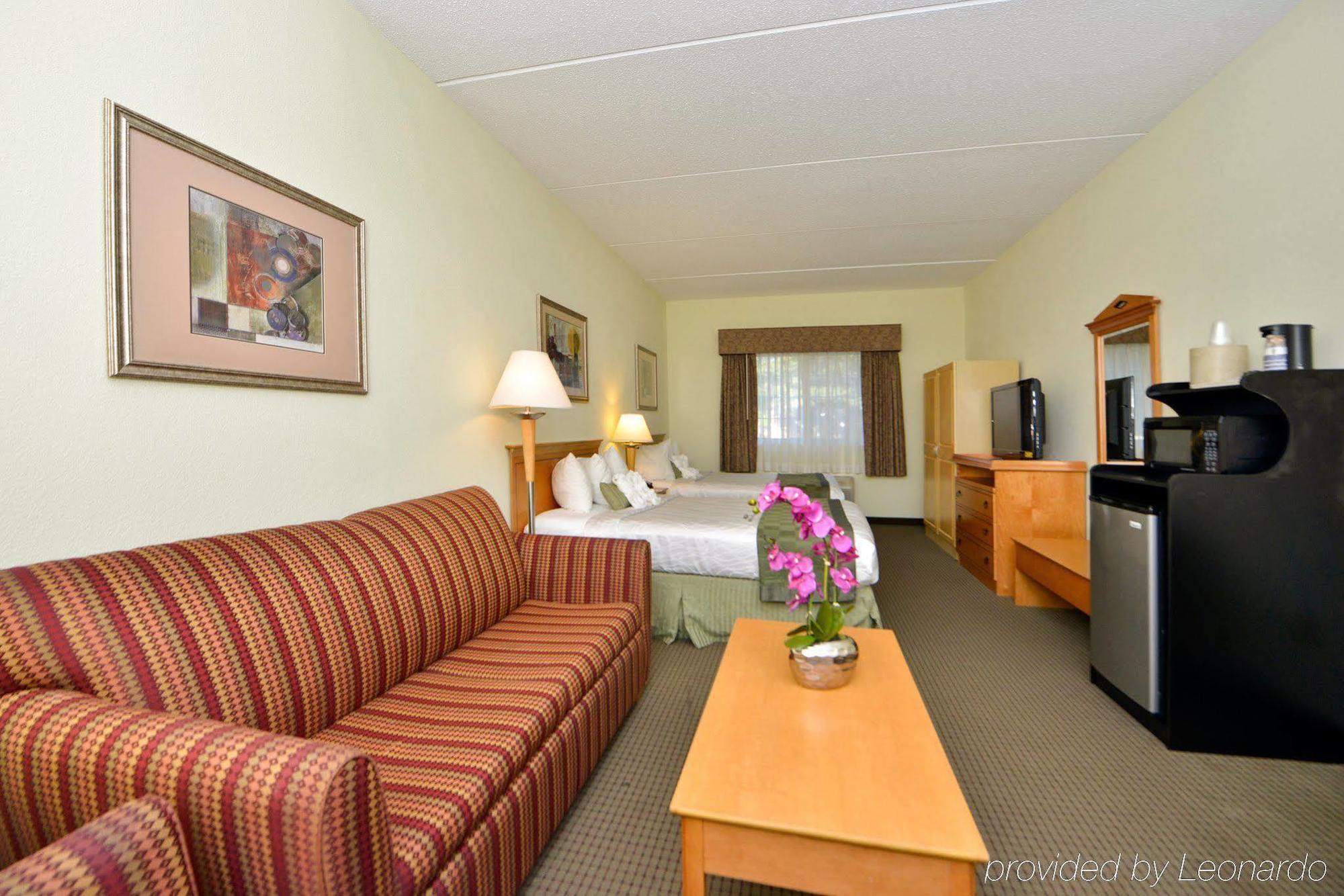 Best Western Plus Newport News Esterno foto