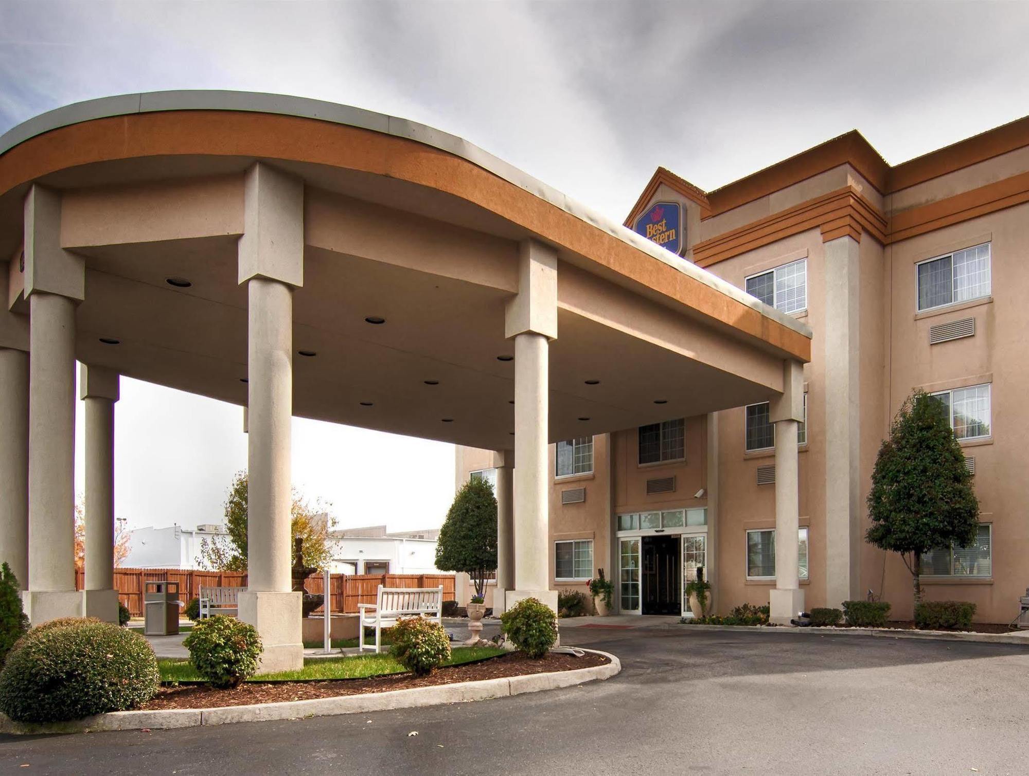 Best Western Plus Newport News Esterno foto